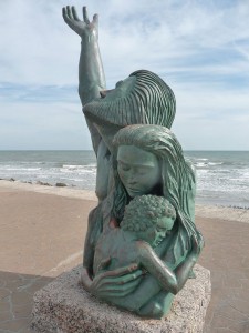 1900-Storm-Memorial-Statue