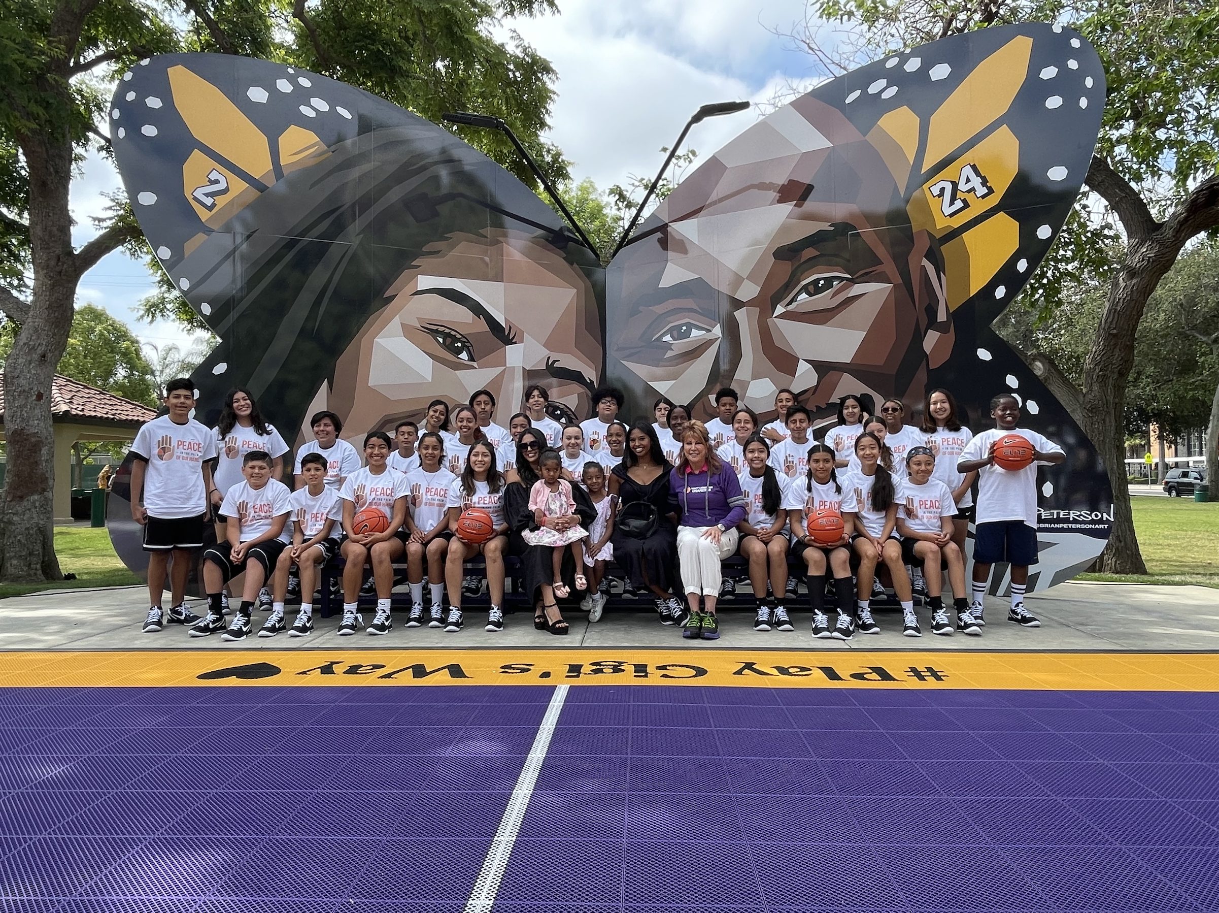 Lakers Video: The Kobe And Gianna Bryant Dream Court Opens At Pearson Park  In Anaheim