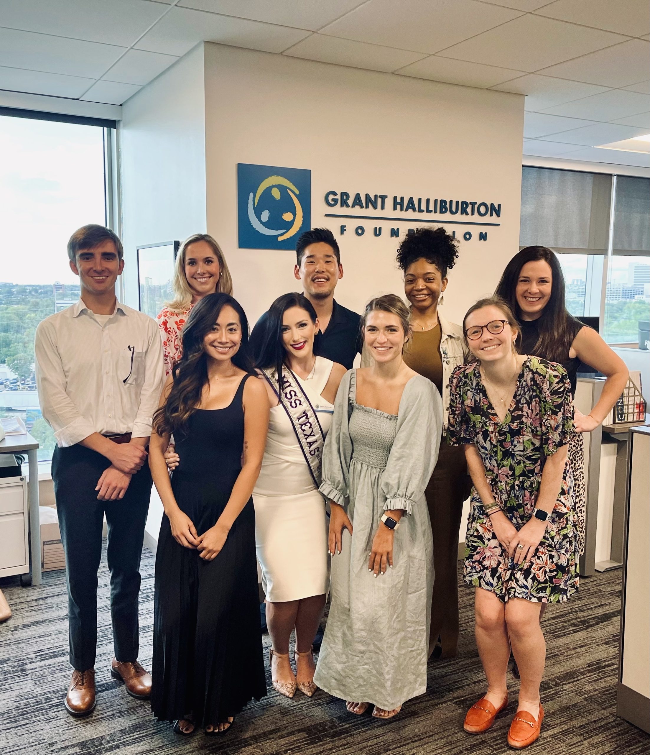 Grant Halliburton Foundation Launches Young Professionals Group With  Council Announcement And Networking Event - Good Life Family Magazine
